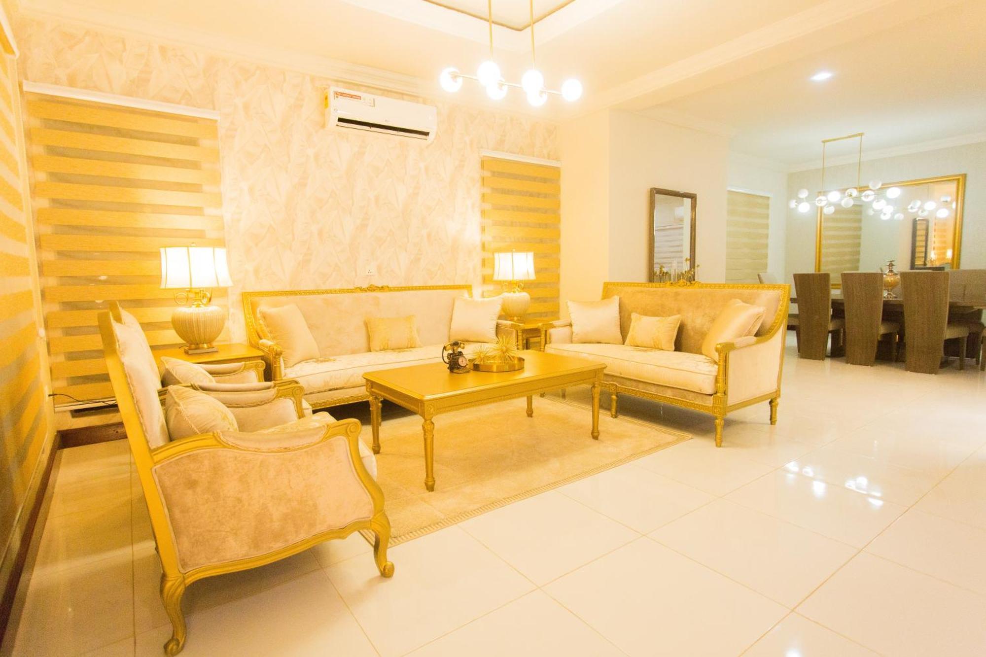 Kumasi Luxury Apartments @ The Fairview Esterno foto