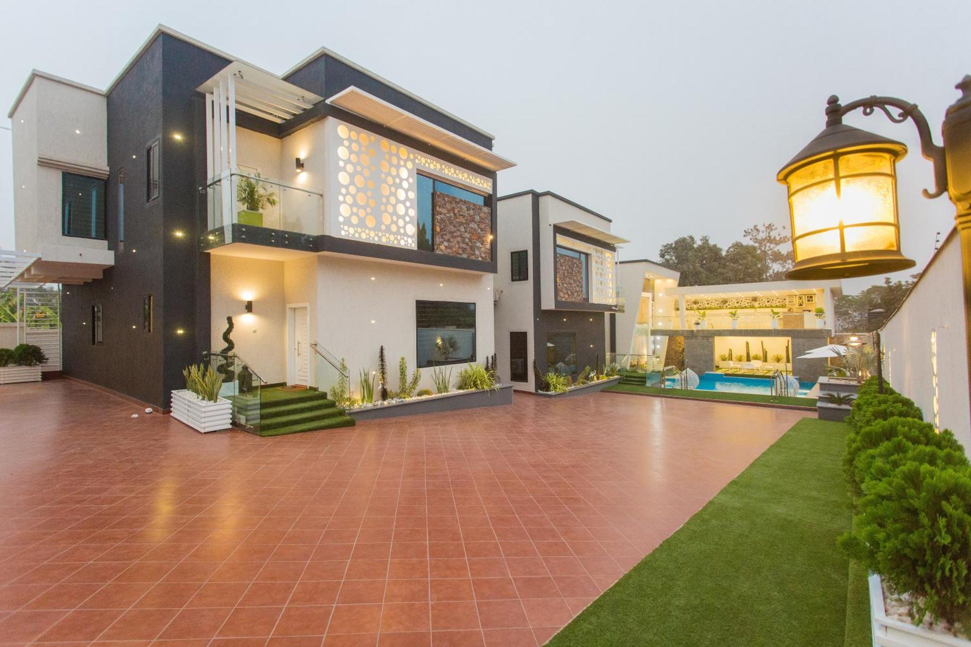 Kumasi Luxury Apartments @ The Fairview Esterno foto