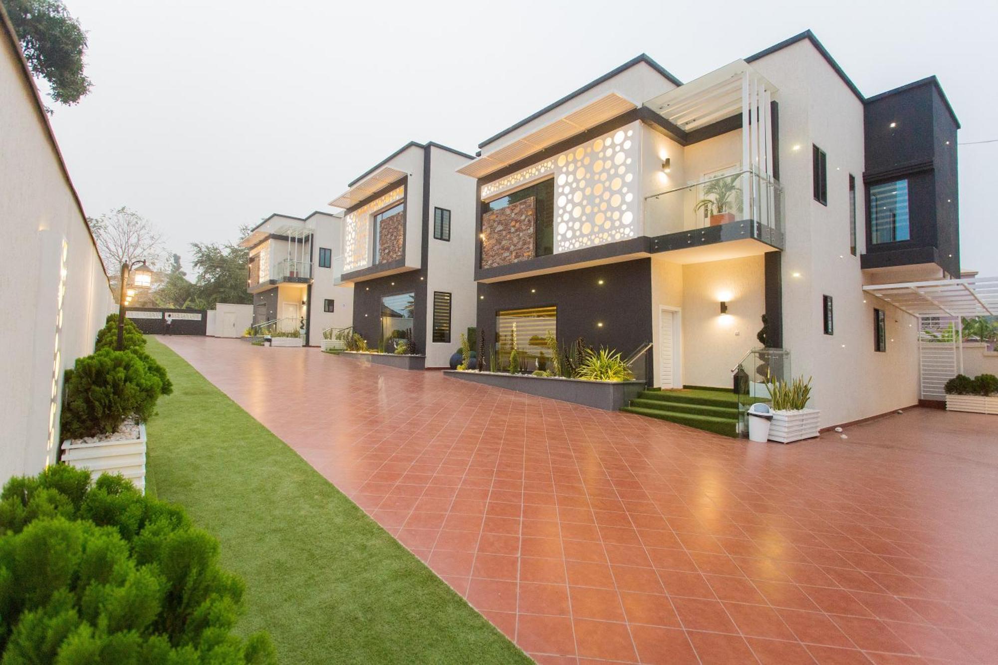 Kumasi Luxury Apartments @ The Fairview Esterno foto
